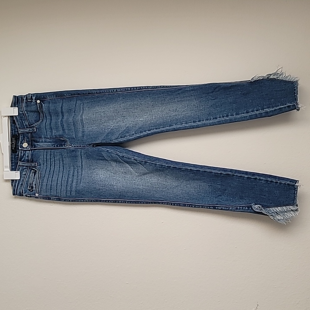 Judy Blue Women's Jeans Size 5/27 JB88459 Skinny Asymmetrical Hem Stretch